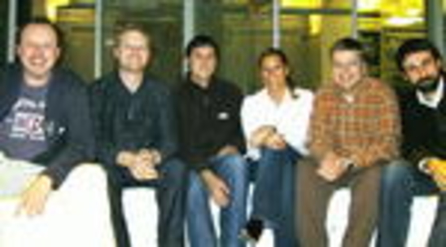 Souler, moderne (v.l.n.r.): Walter Gröbchen (A&R Consultant UMP), Wenzel, Beck, Ingrid Rothe (Justiziarin UMP), Robert Stegmüller (GM UMP) und Nefzer