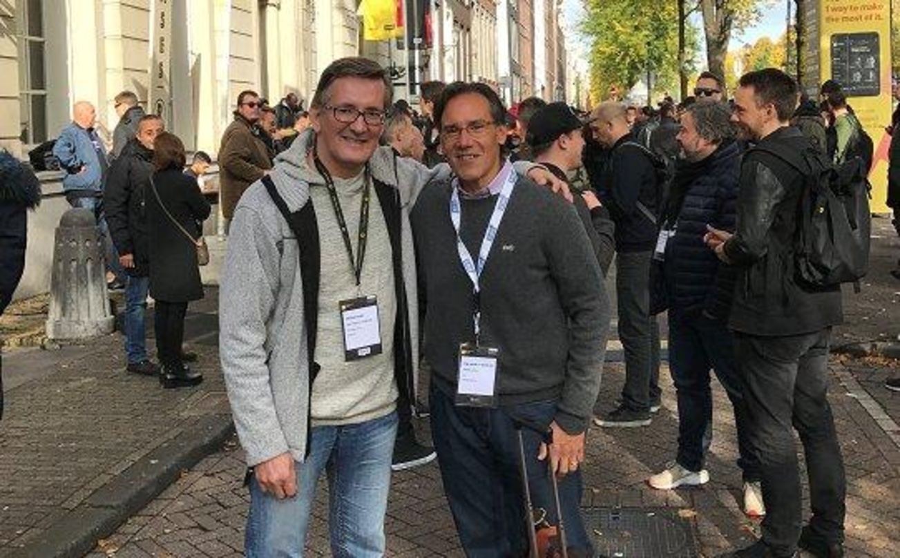 Besiegelten ihre weitere Zusammenarbeit beim ADE - Amsterdam Dance Event: Jens-Markus Wegener (Imagem Music, links) und Frank Liwall (The Royalty Network)