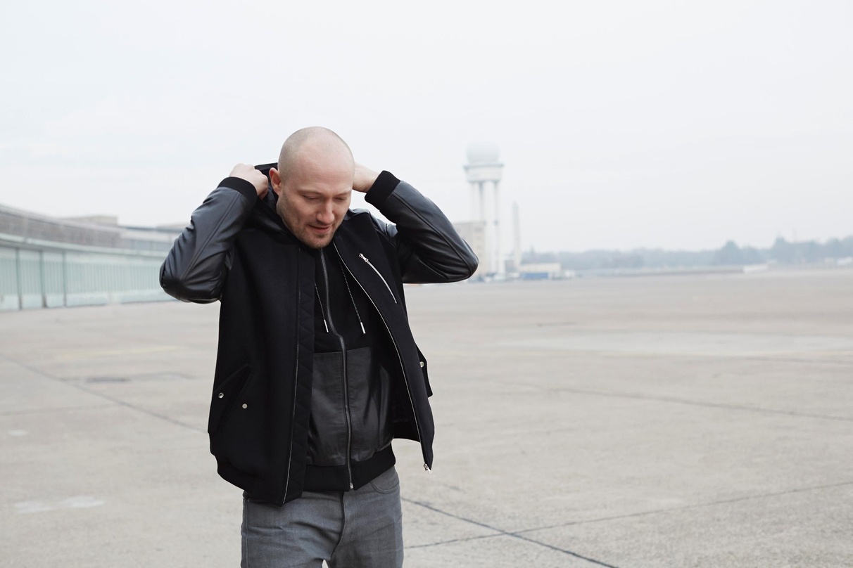 Springen in den Megacharts von media control an die Spitze: Paul Kalkbrenner mit "7" bei den Alben ...