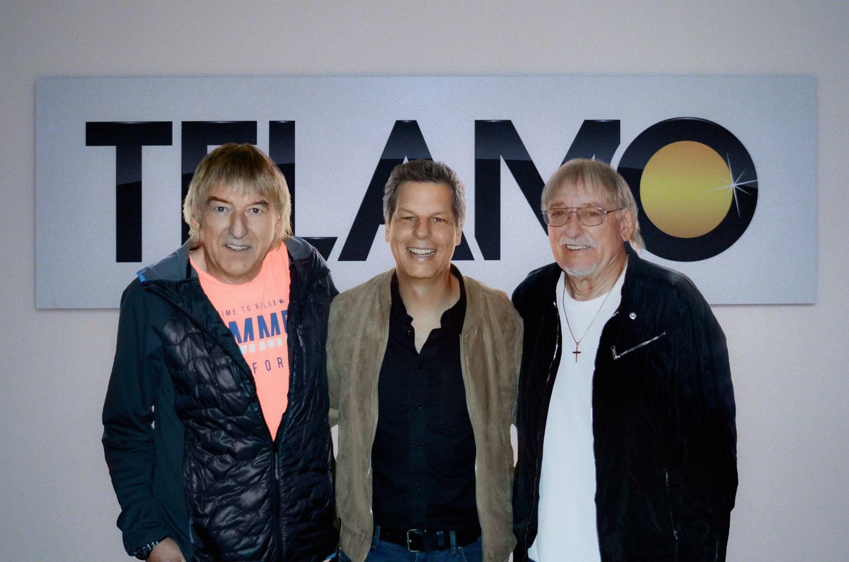 4ccba5fb425bd69a4524cb491867f42d96e8280eae409ba102ae09df11687b75 Neue Partner: Bernd Ulrich (Amigos), Ken Otremba (Telamo) und Karl-Heinz Ulrich (Amigos)