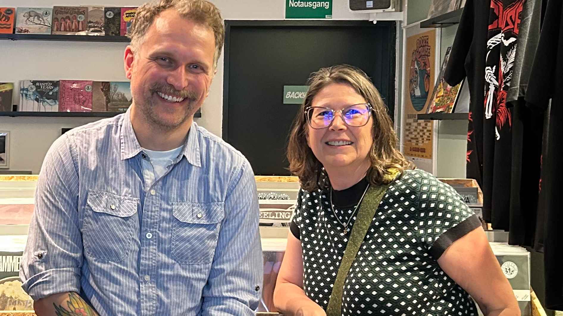 Machen sich für unabhängige Plattenläden stark: Stefan Jonas-Stephany (Geschäftsführer Cruise Records) und Manuela Nikele (Geschäftsführerin 375 Media).