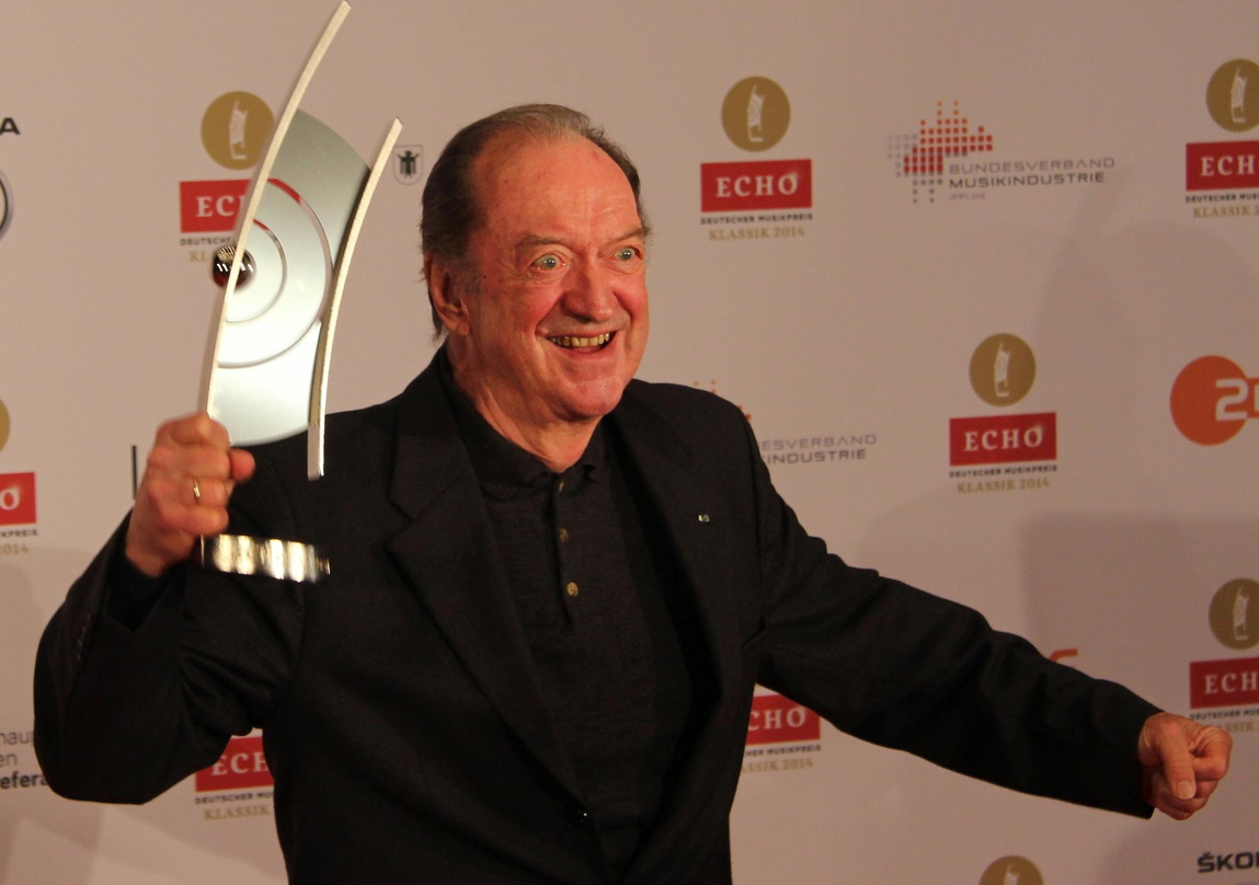 Nahm 2014 den Echo Klassik für sein Lebenswerk in Empfang: Nikolaus Harnoncourt