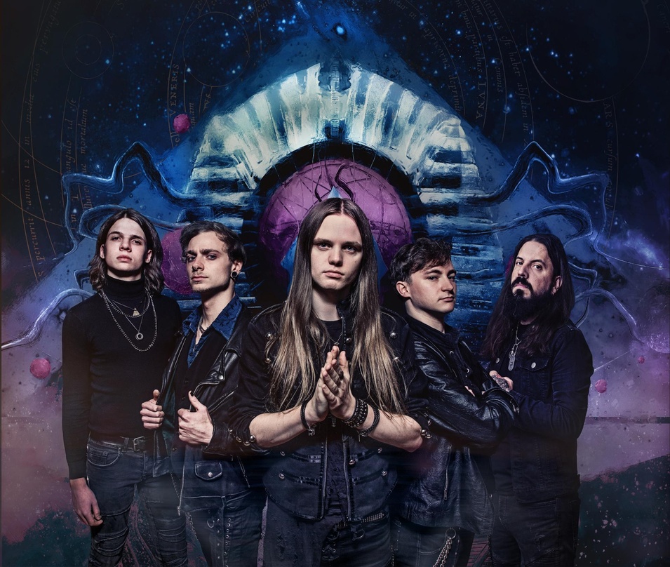 Bilden die aktuelle Besetzung von Induction: Kian Kiesling, Tim Kanoa Hansen, Craig Cairns, Dominik Gusch und Marcos Rodriguez