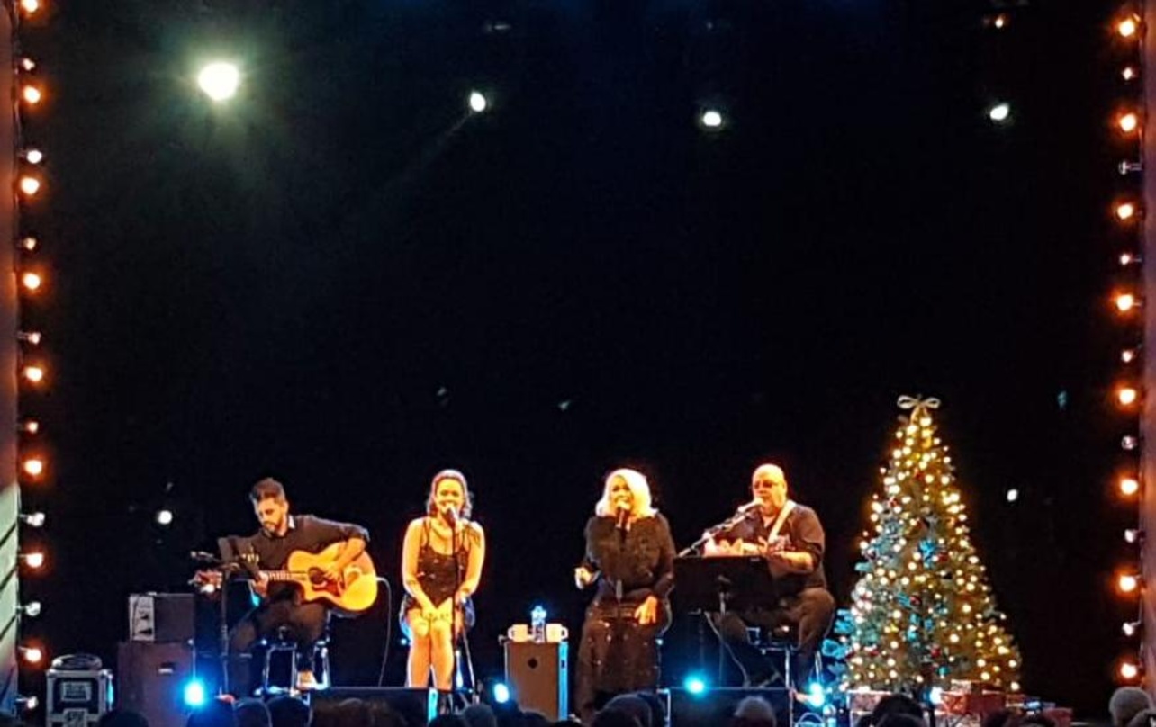 Beim Tourauftakt in Berlin: Kim Wilde und ihre Akustikband