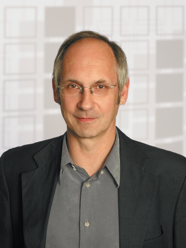 Peter James