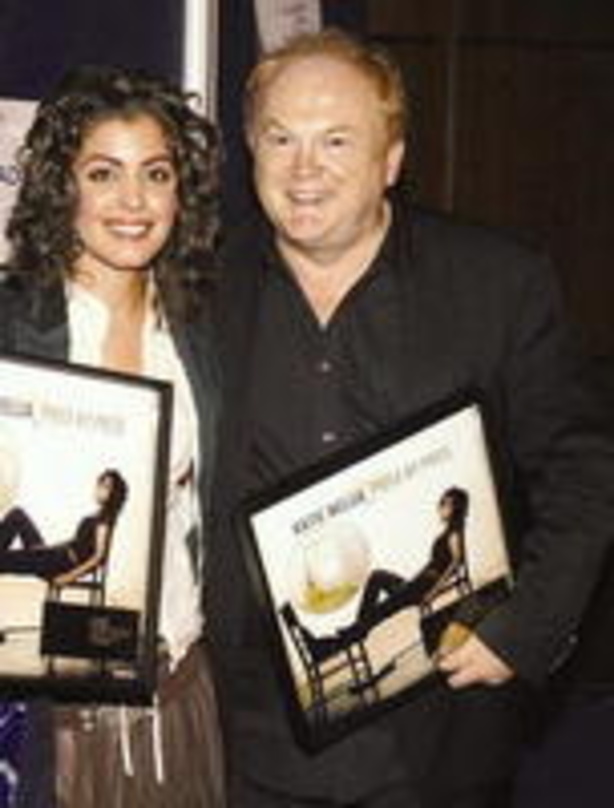 Gold statt Schwarzpressung: Katie Melua und Mike Batt