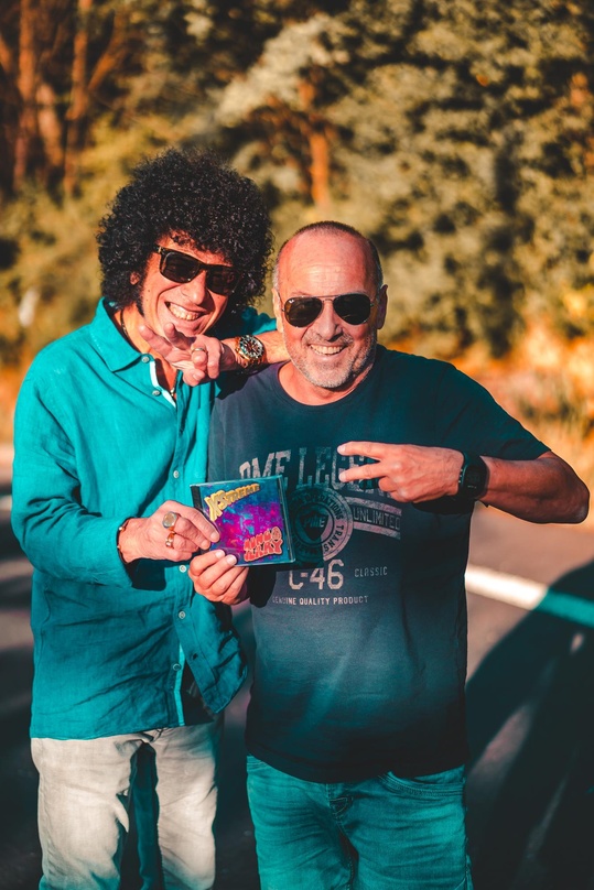 Arbeiten erneut zusammen: Ray Dorset alias Mungo Jerry (links) und Hans Derer