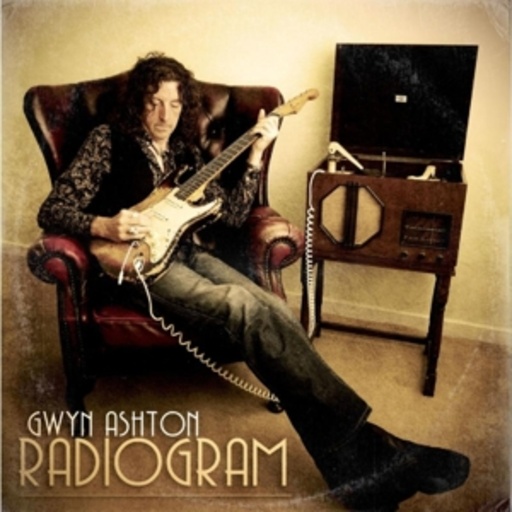 Gwyn Ashton – Radiogram