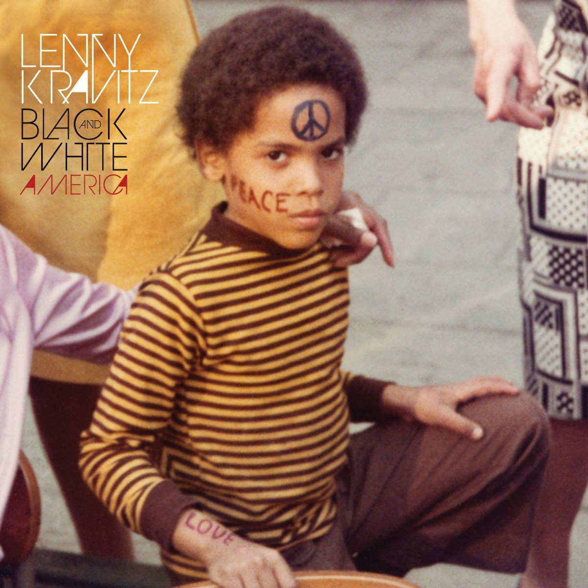 Lenny Kravitz – Black And White America