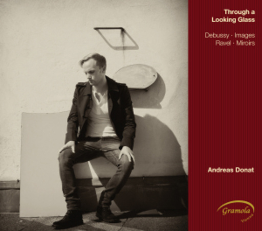 Andreas Donat – Through A Looking Glass