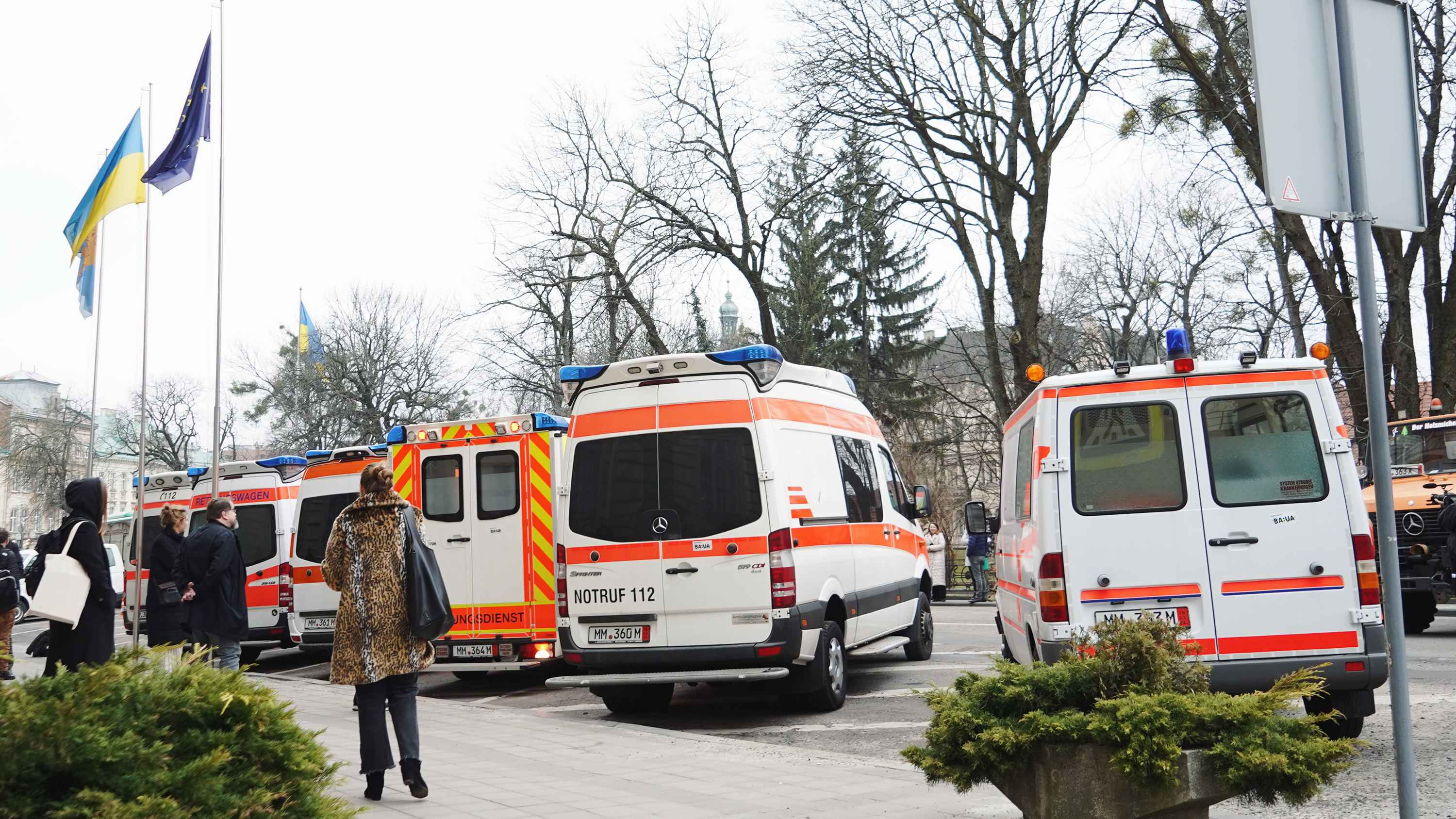 52f2cdcc 30bd 43b5 ad8d d09f23829be1 Kamen im Februar 2024 in der Ukraine an: Die ersten 8 Fahrzeuge zur Hilfe für vom Krieg Betroffene.