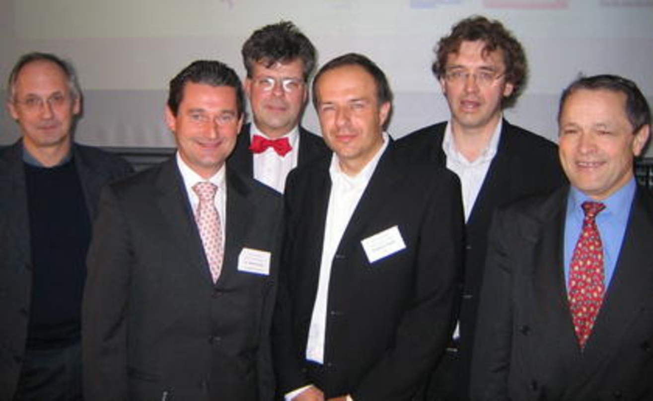 Fordern Fördermittel (v.l.n.r.): Peter James (GermanSounds), Hans-Herwig-Geyer (GEMA), Christian Höppner (Musikrat), Sebstain Körber (Institut für Auslandsbeziehungen), Bernd Scherer (Goet...