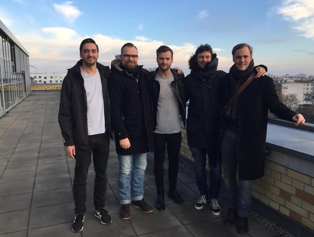 Gehen weiter gemeinsame Wege (von links): Patrick Pitz (UMPG), Markus Wenzel (UMPG), Daniel Grunenberg, Uli Kuppel (Manager & Editionär) und Christian Zenger (Anwalt)