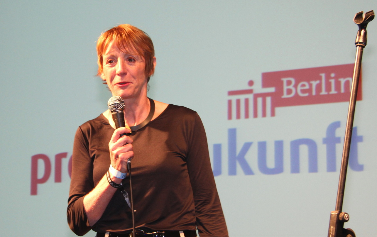 Stellt als Referatsleiterin der Landesinitiative Projekt Zukunft die aktuelle Studie zu den internationalen Aktivitäten der Musikwirtschaft Berlins vor: Ingrid Walther, hier bei der Berlin...