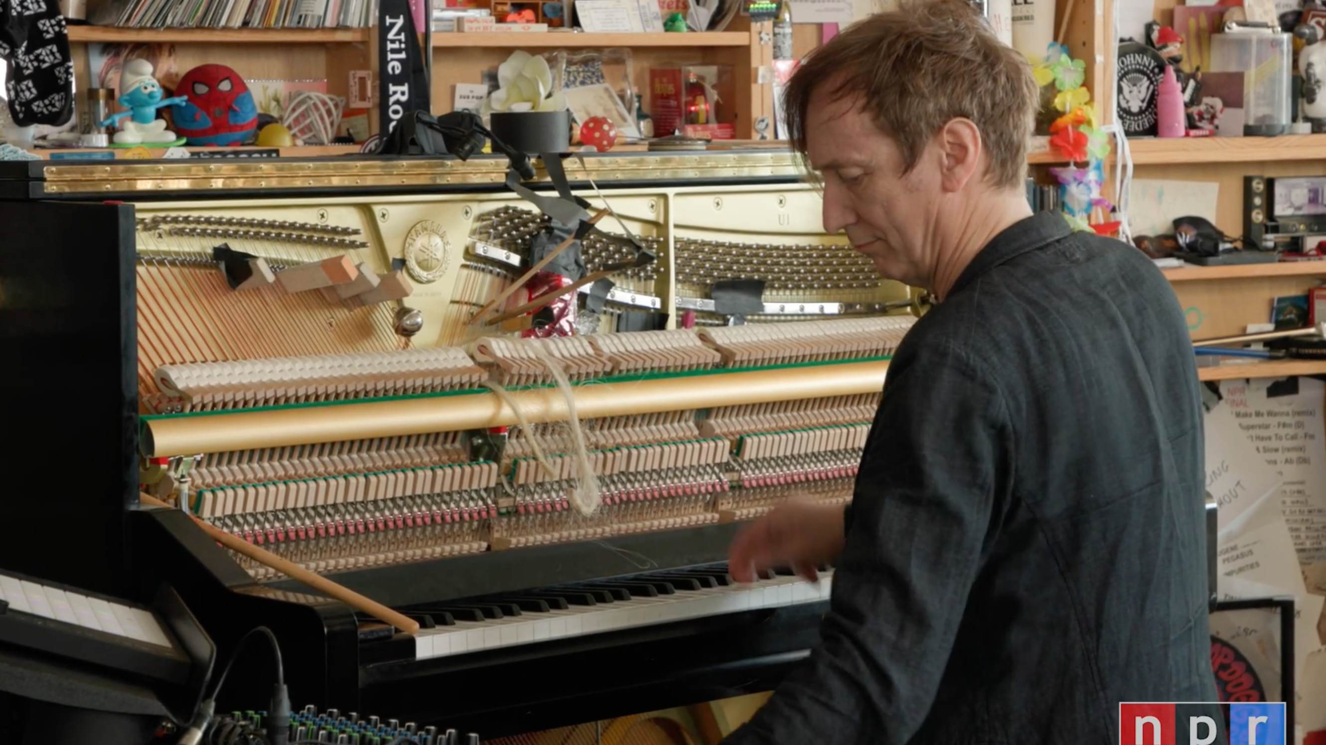 Spielte am modifizierten Klavier: Volker Bertelmann alias Hauschka.