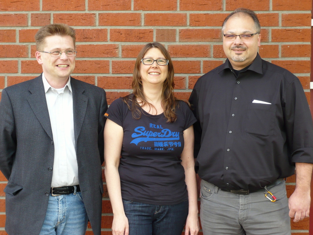 Neue Partner: H'Art-Labelmanagerin Manuela Nikele mit den Pure-Steel-Geschäftsführern Kay Anders (l.) und Andreas Lorenz