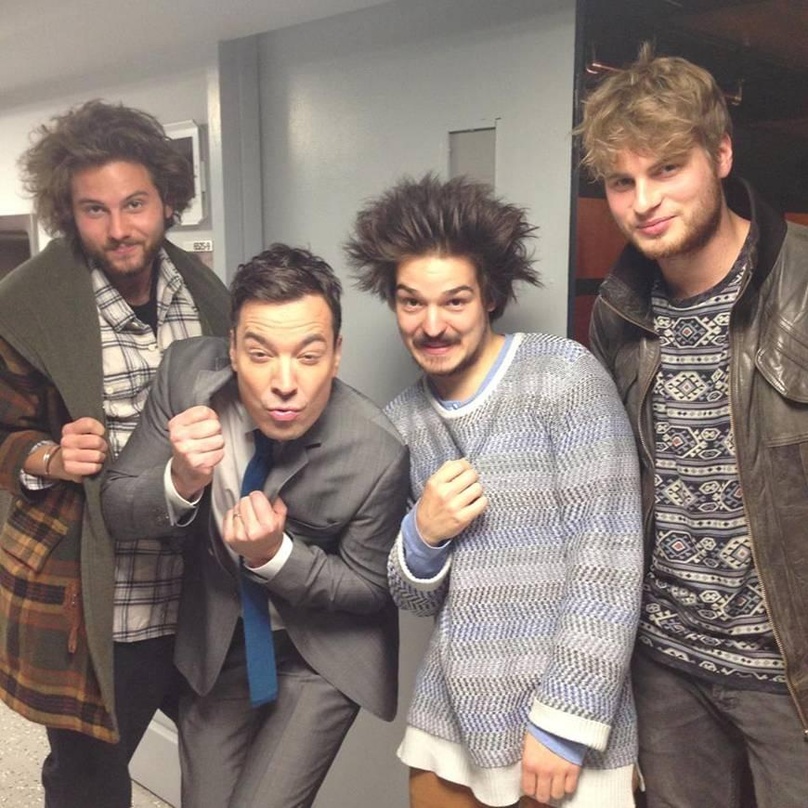 Trafen sich in New York (von links): Philipp Dausch, Jimmy Fallon, Clemens Rehbein und Gastmusiker Antonio Greger