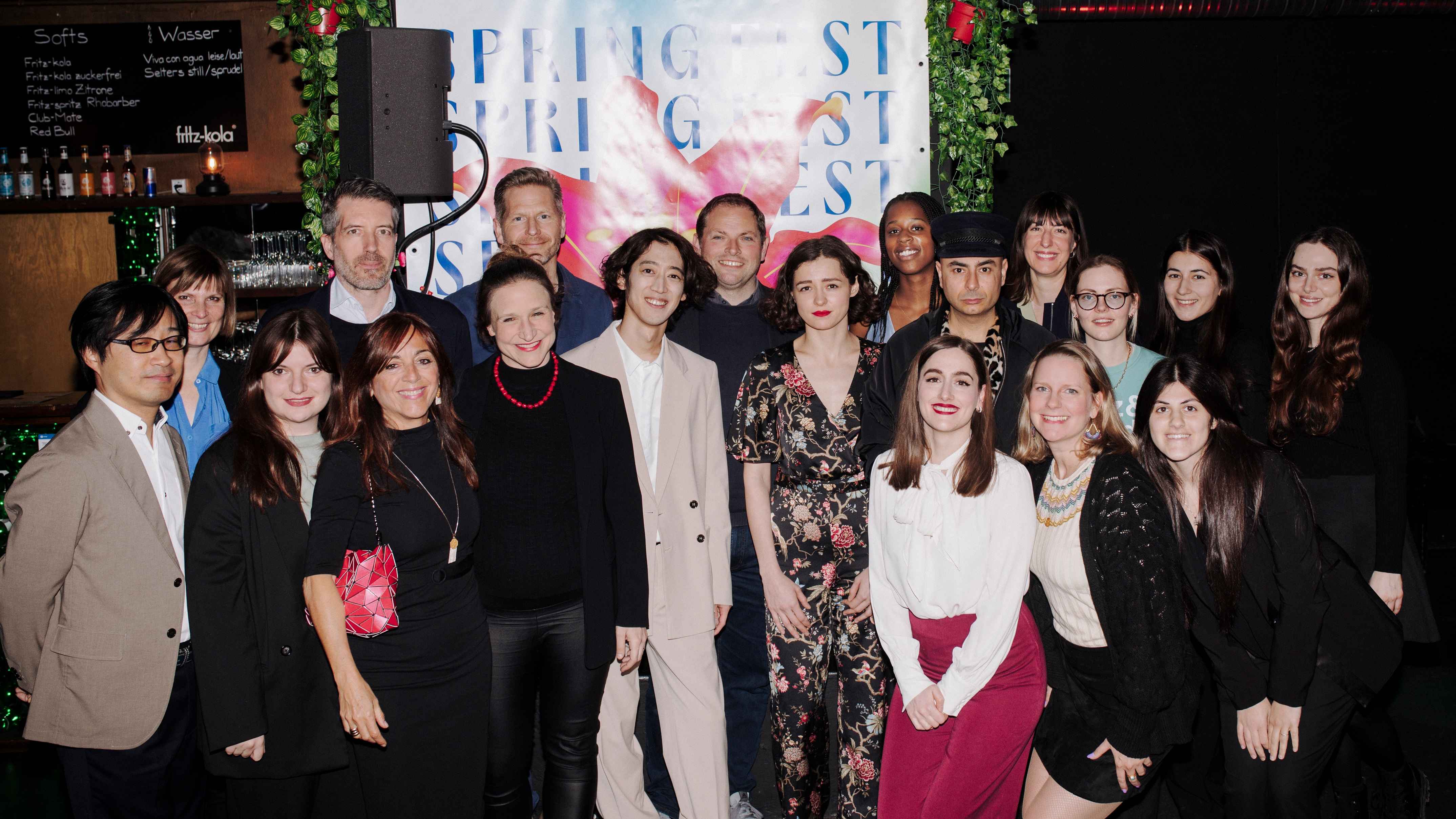 Beim Spring Fest von Sony Classical (von links): Go Haraga (Sony Music Japan), Penelope Axtens, Elif Budakli, Alexander Boesch (alle Sony Classical International), Elvira Martinez (Sony Mu...