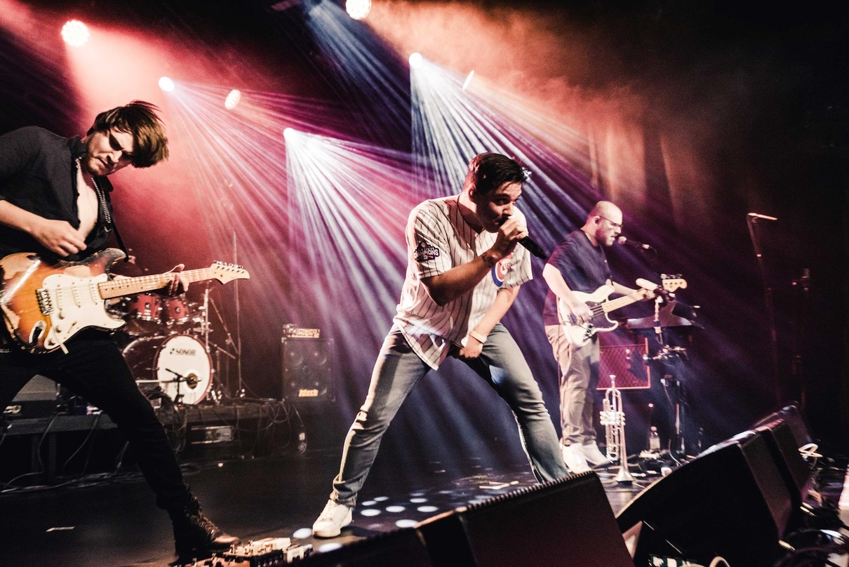 Bietet einen Überblick über musikalische Projekte der Popakademie: das Semesterabschlusskonzert, hier 2019