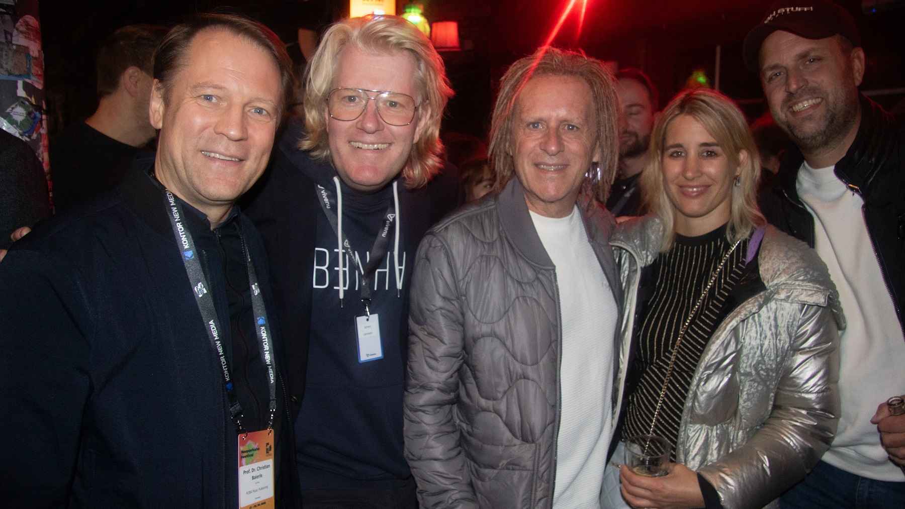 Bei der Roba Reception (von links): Christian Baierle (Geschäftsführer Roba Music), Soeren Janssen (Geschäftsführer Maliboo), Mike Rötgens, Sandra Kohl (beide Xtreme Sound) und Patrick Sch...