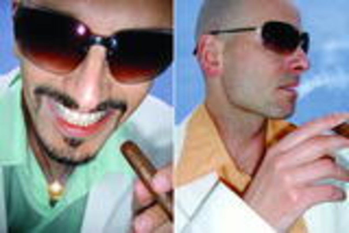 Vielschichtige Provokationen ohne moralischen Zeigefinger: das Franfurter Duo Superflausch