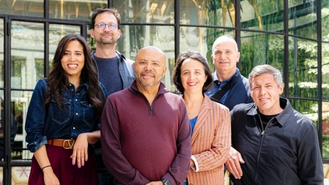 Freuen sich über die Zusammenarbeit (von links): Elodie Da Silva, CEO Lusafrica & Africa Nostra, Matthieu Damade, Catalog Manager Sony Music France, José Da Silva, founder Lusafrica & Afri...