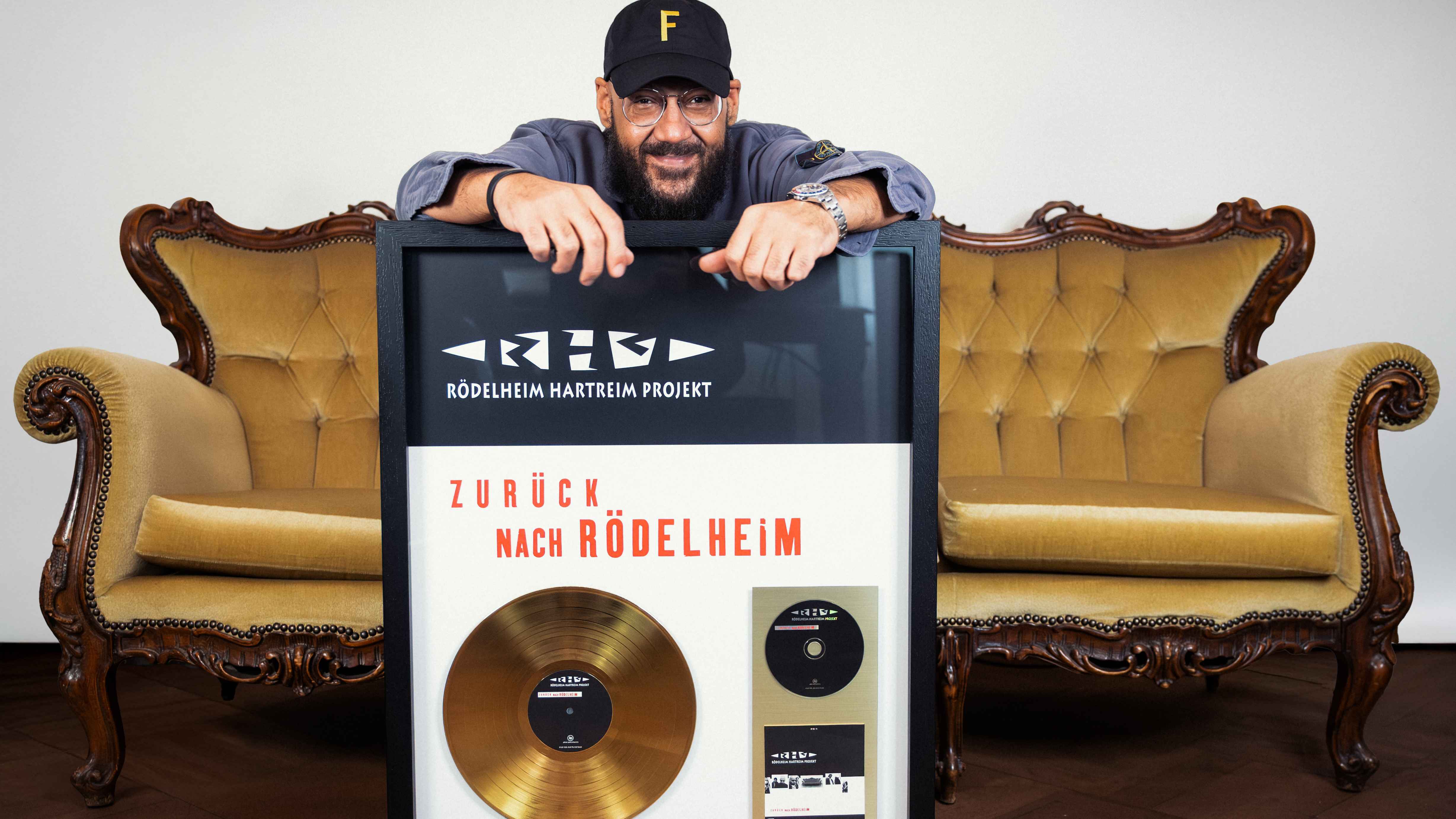 Nach fast 30 Jahren vergoldet: das Album "Zurück nach Rödelheim" vom Rödelheim Hartreim Projekt um Moses Pelham.