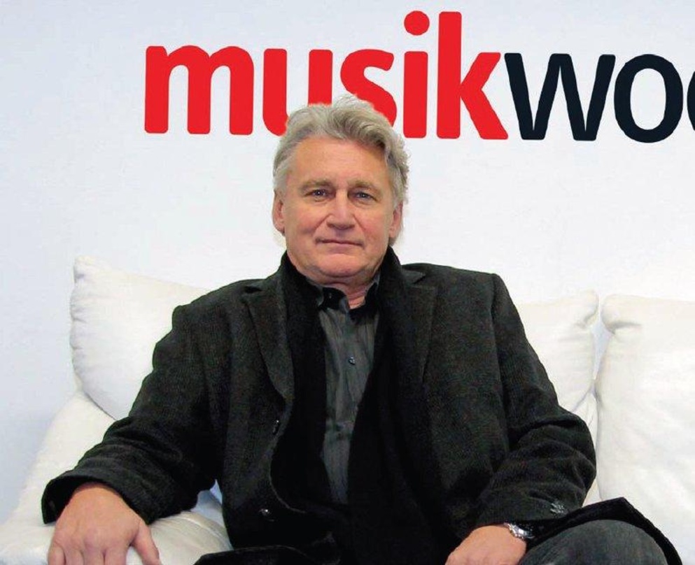 Beim Besuch der MusikWoche-Redaktion: Rainhard Fendrich