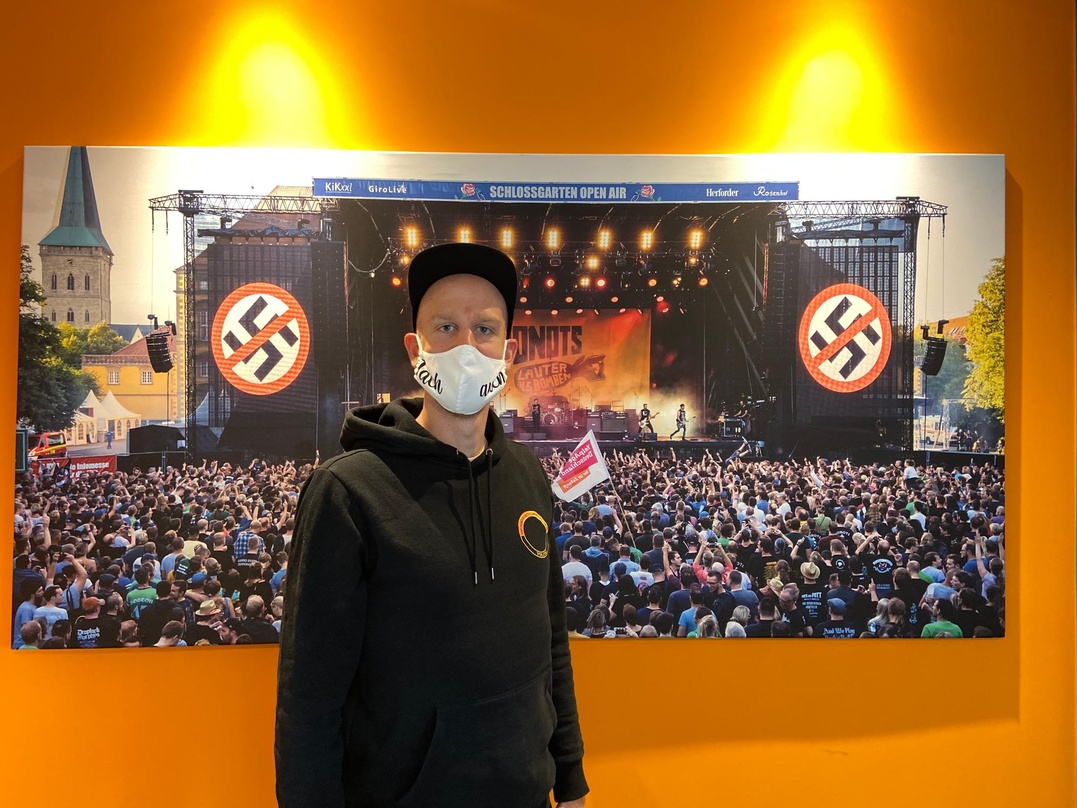 Hilft mit der Masken-Produktion dem Rosenhof und seinen Mitarbeitern: Christoph Hengholt