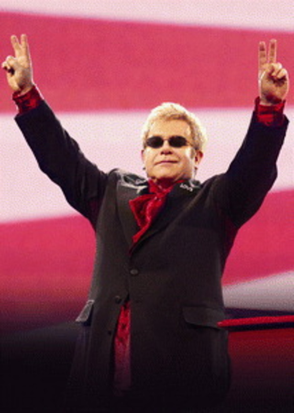 Auch 2009 mehrmals in Deutschland zu sehen: Elton John