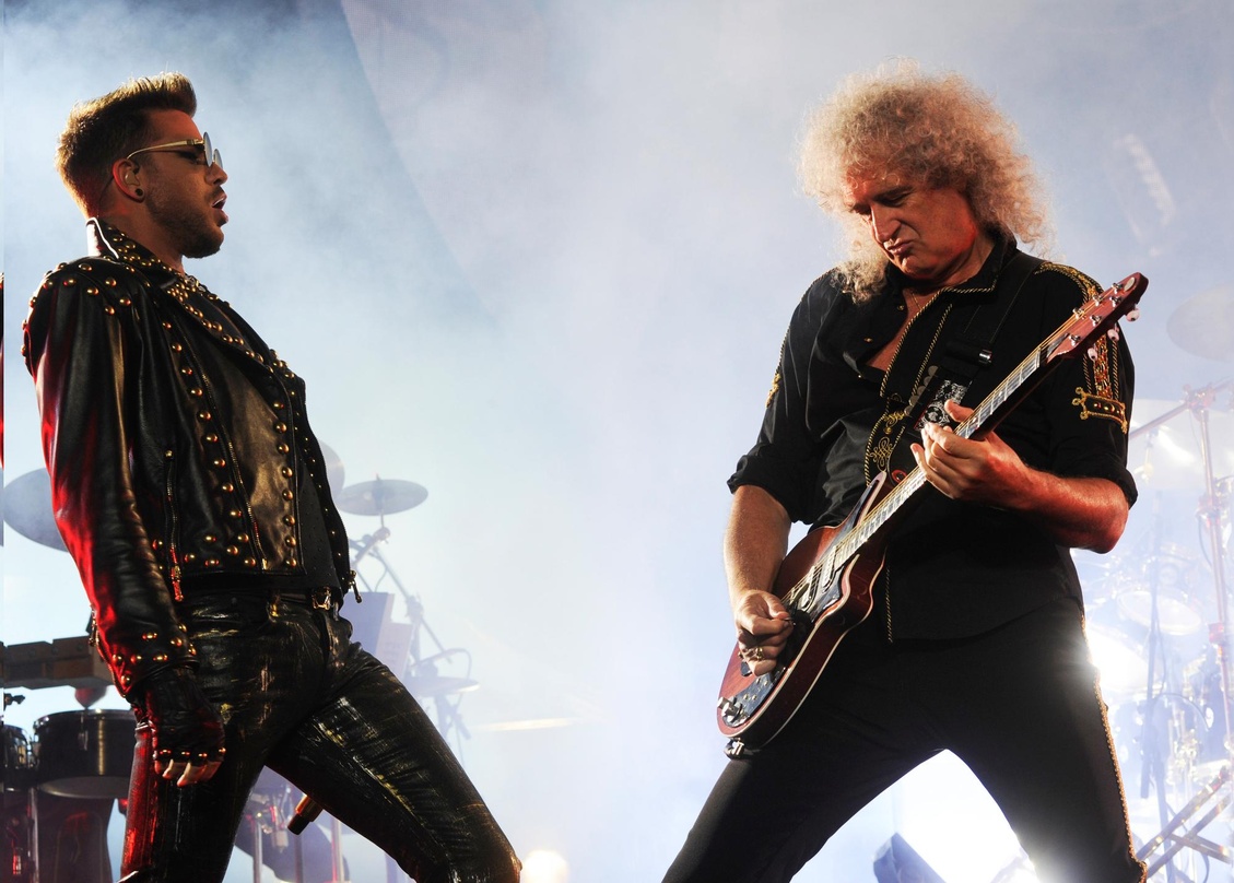 Bald auch im deutschsprachigen Raum zu erleben: Adam Lambert (links) und Queen-Gitarrero Brian May gemeinsam auf der Bühne