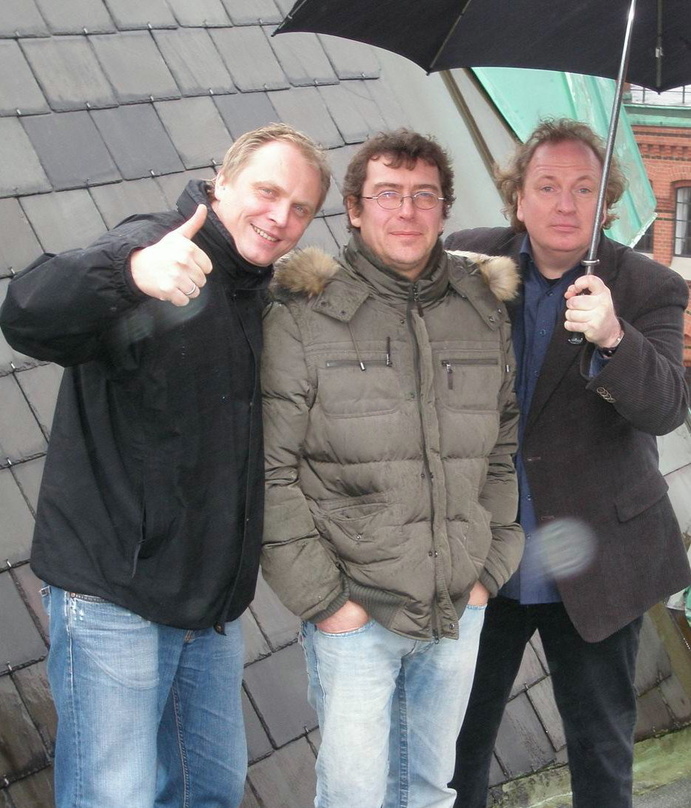 Holten sich kalte Finger (v.l.n.r.): Alexander Abraham (aplus), Steffen Britzke und Norbert Masch (Warner/Chappell)
