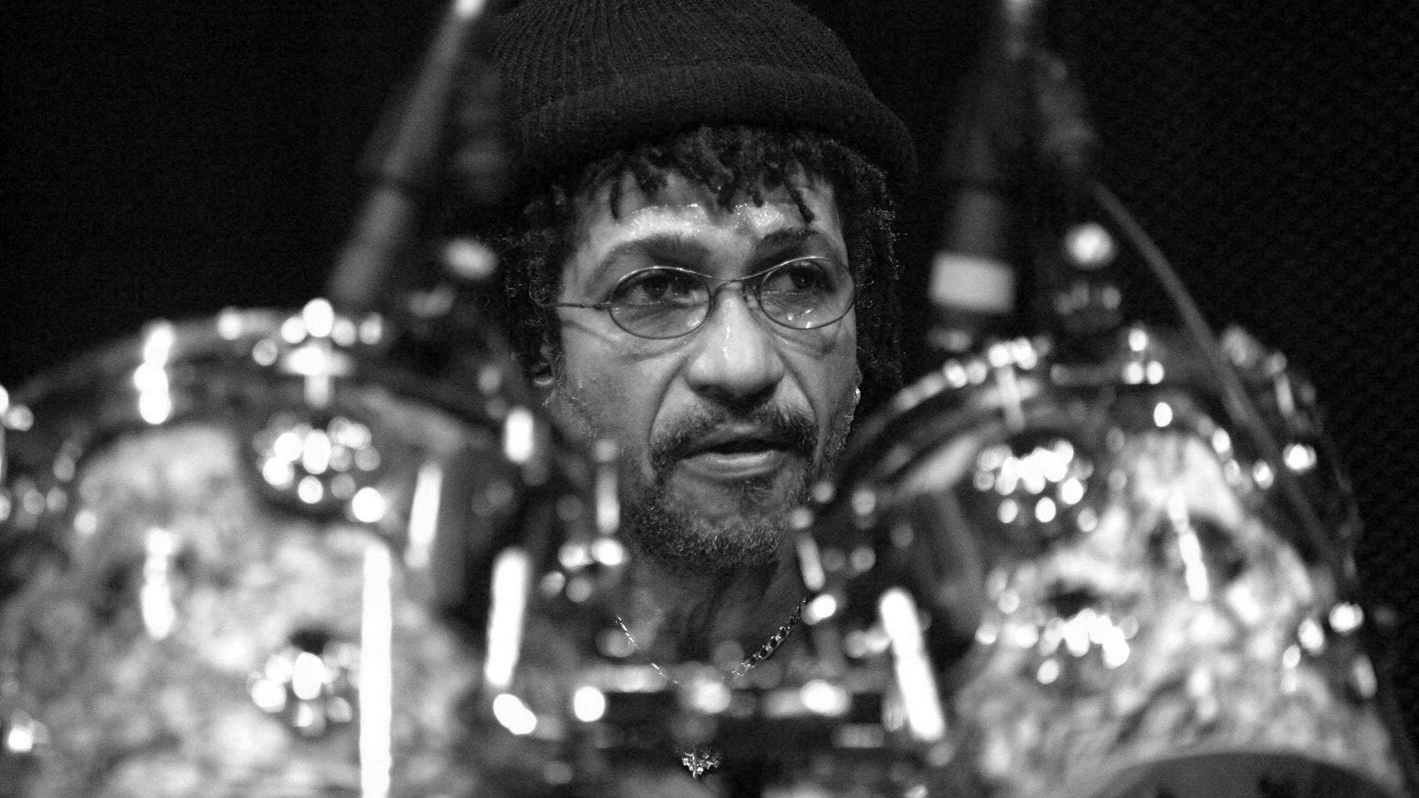 Verstorben: Sly Dunbar, hier bei einem Konzert im Berliner Kesselhaus 2004.
