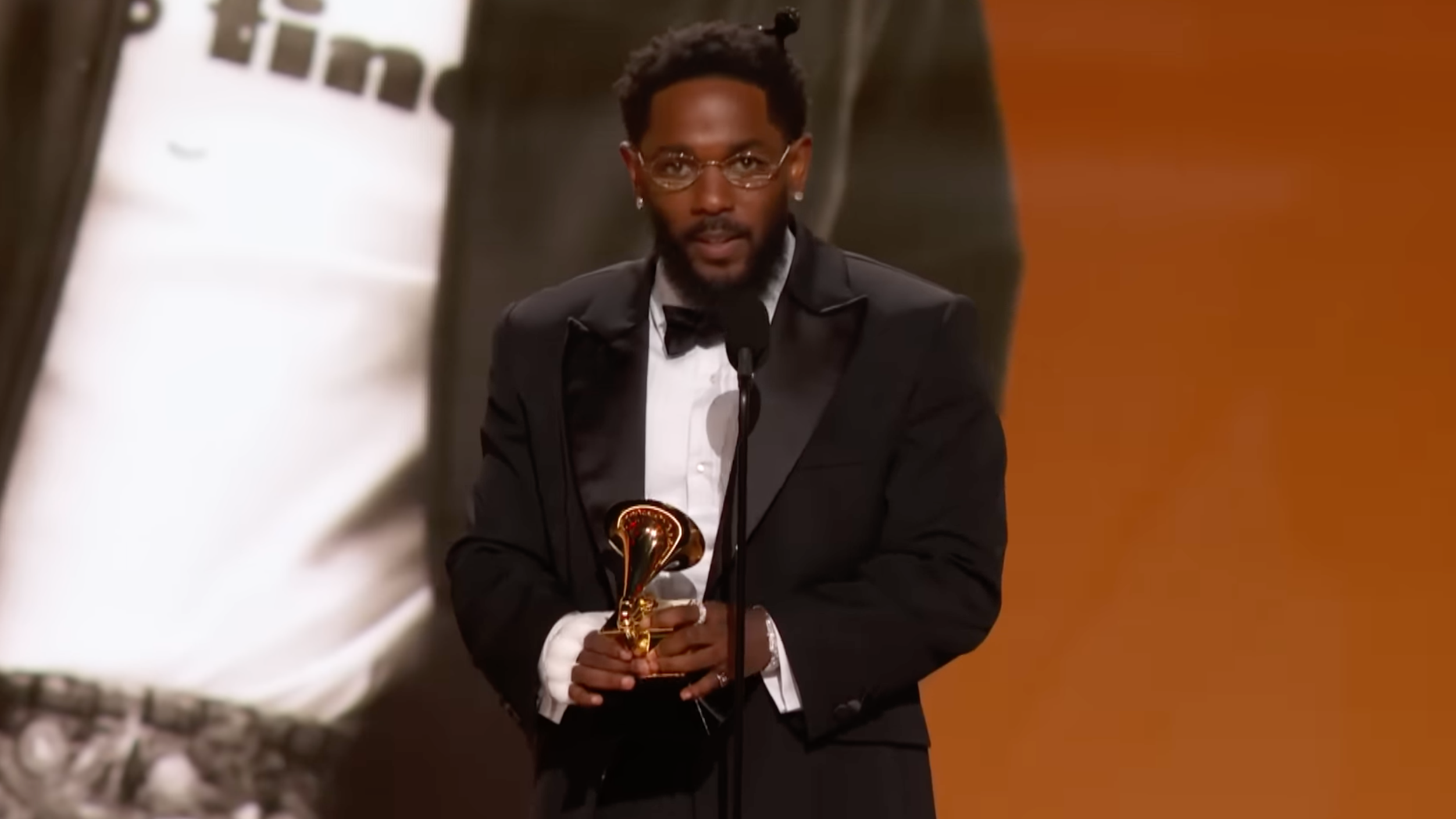 Nimmt hier den Preis für das beste Rap-Album "GNX" entgegen: Kendrick Lamar.