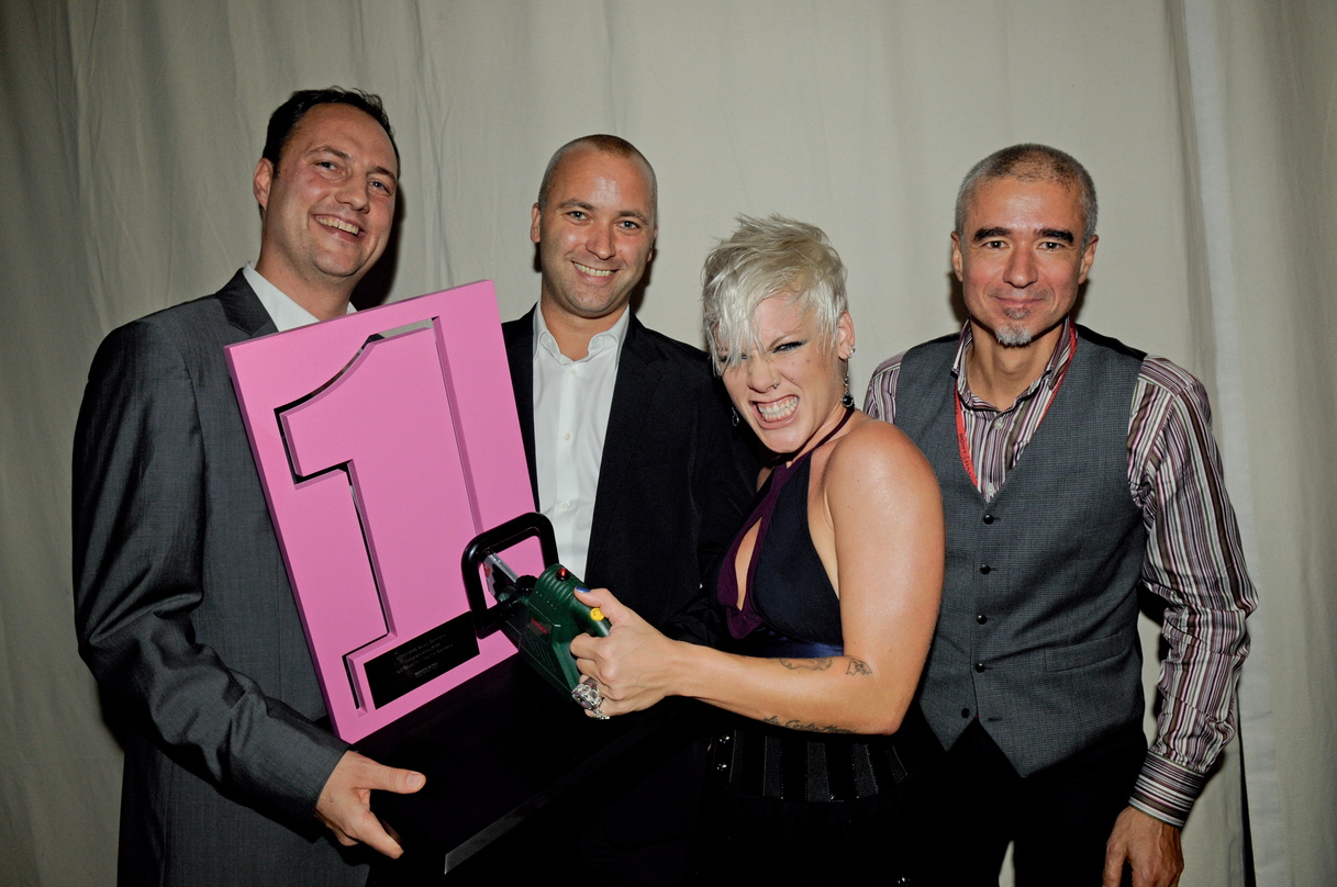 Ein Höhepunkt bei "Laut in München 2008": Pink mit (v.l.n.r.) Edgar Berger, Stefan Goebel und Willy Ehmann
