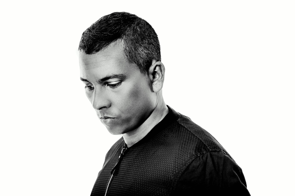 Will in großen Hallen eine intime Atmosphäre erzeugen: Xavier Naidoo