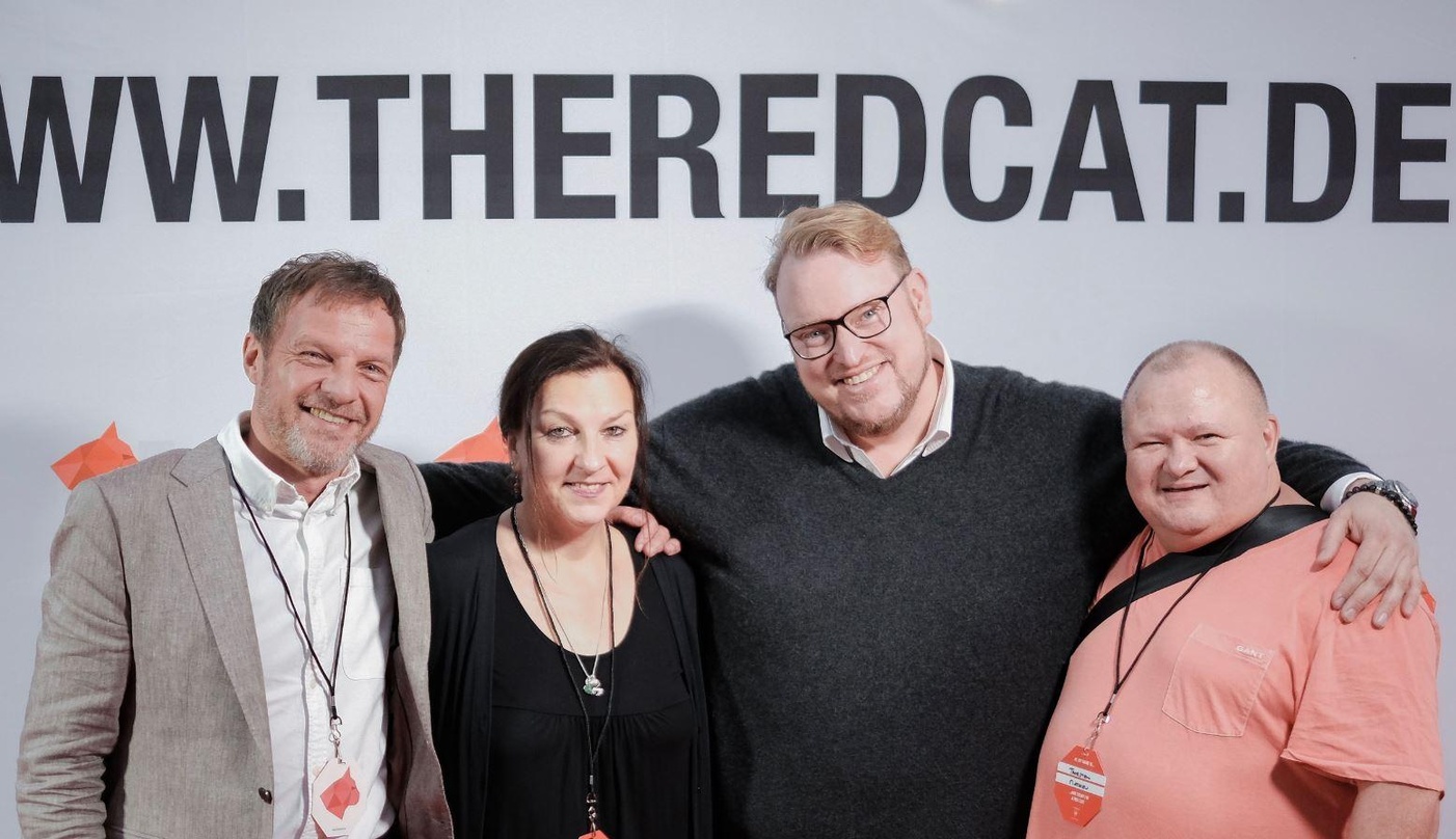 Trafen sich im Kölner Mediapark (von links): Eberhard Pacak (Pacak Musikpromotion), Heike Bruns (freie Journalistin), Thorsten Kirmes (Geschäftsführer The Red Cat Agency) und Thorsten Math...