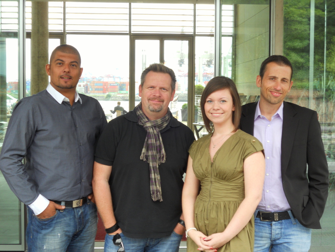 Wollen expandieren (v.l.n.r.): George Angelopoulos (International Department), Potte Seebeck (Booking Agent), Dannii Morris (Administration) und Maik Böse