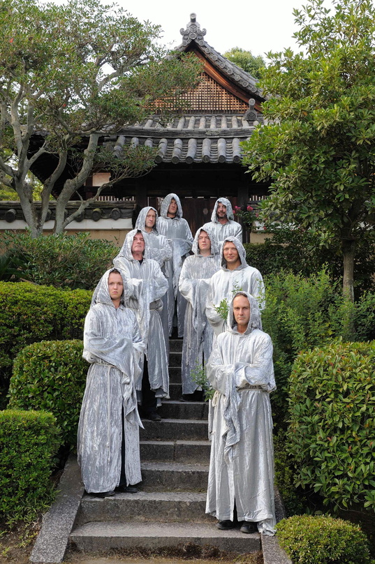 Bei ihrem Japandebüt: Gregorian im Toshodaiji-Tempel
