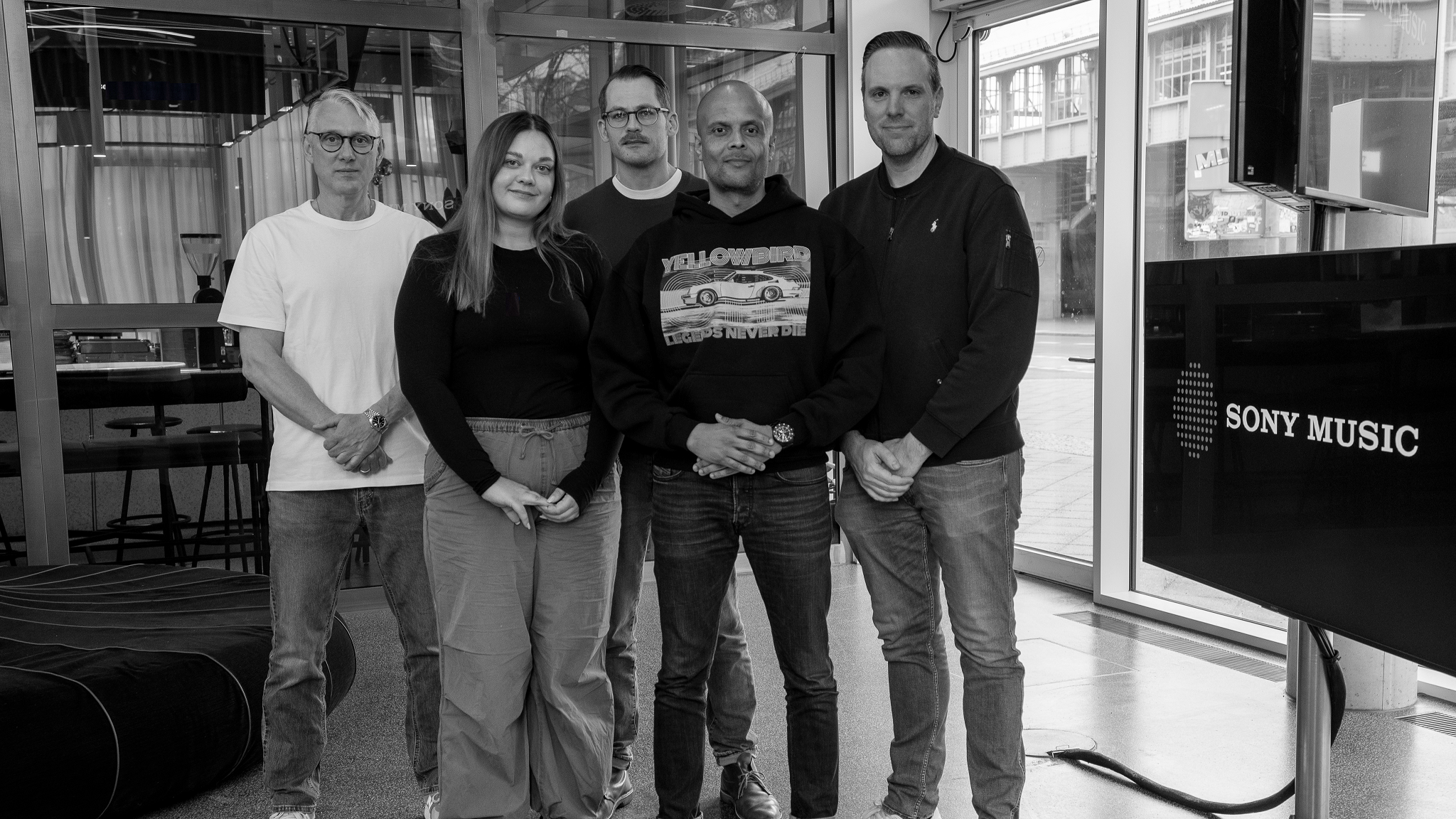 Neu aufgestellt (von links) Ronny Boldt (Gründer RBK), Eva Hofstätter (Geschäftsführerin RBK), Tilmann Richter (Vice President Live Venture Sony Music GSA), Patrick Mushatsi-Kareba (CEO So...