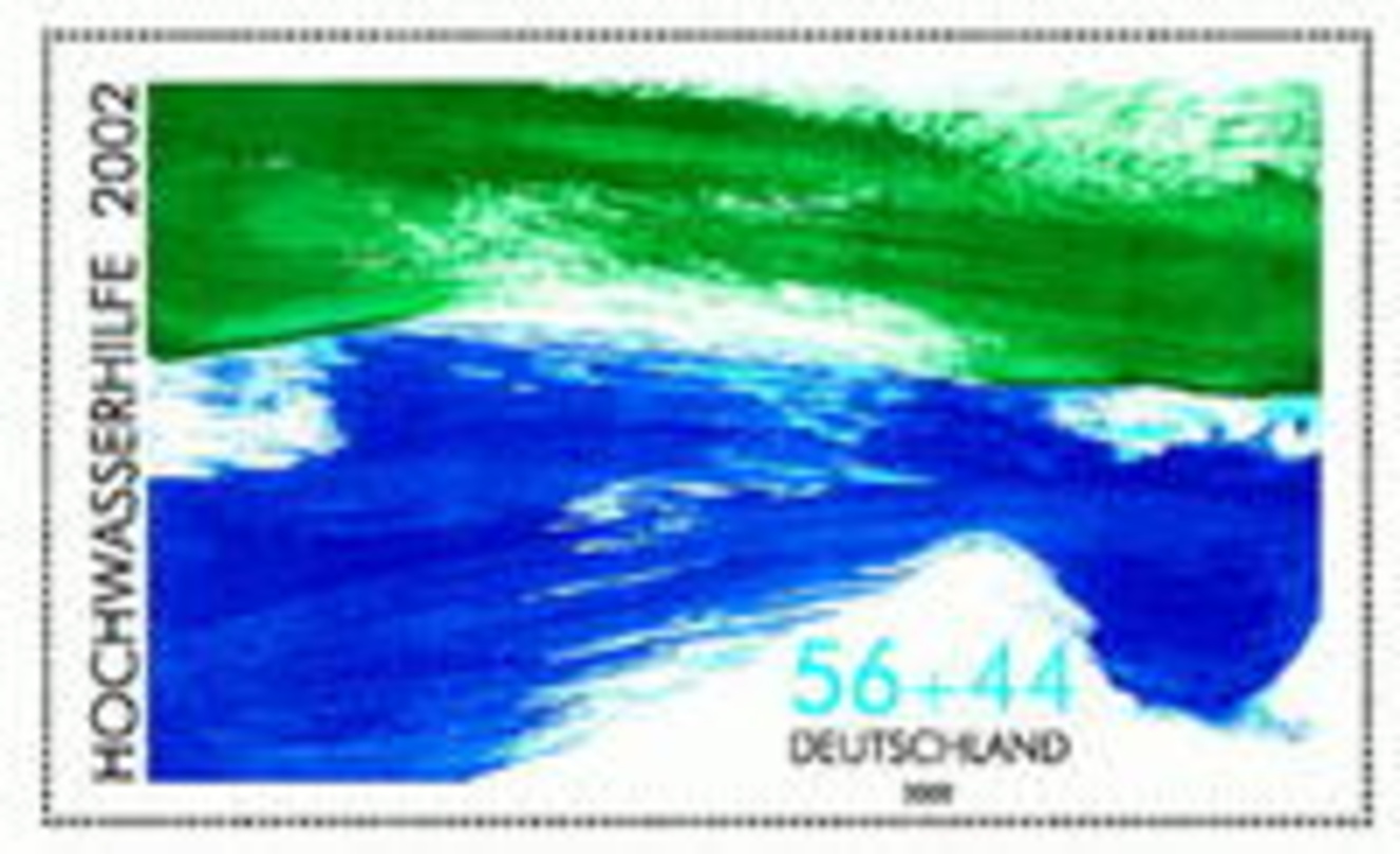 Ein Symbol für den Ernst der Lage: Die Deutsche Post AG hat eine Sonderbriefmarke herausgebracht, deren Zuschlag den Flutopfern zugute kommt.