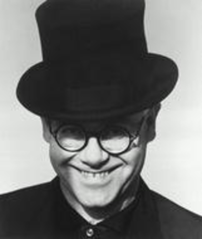 Unterwegs im Zeichen des Pfirsichbaums: Elton John