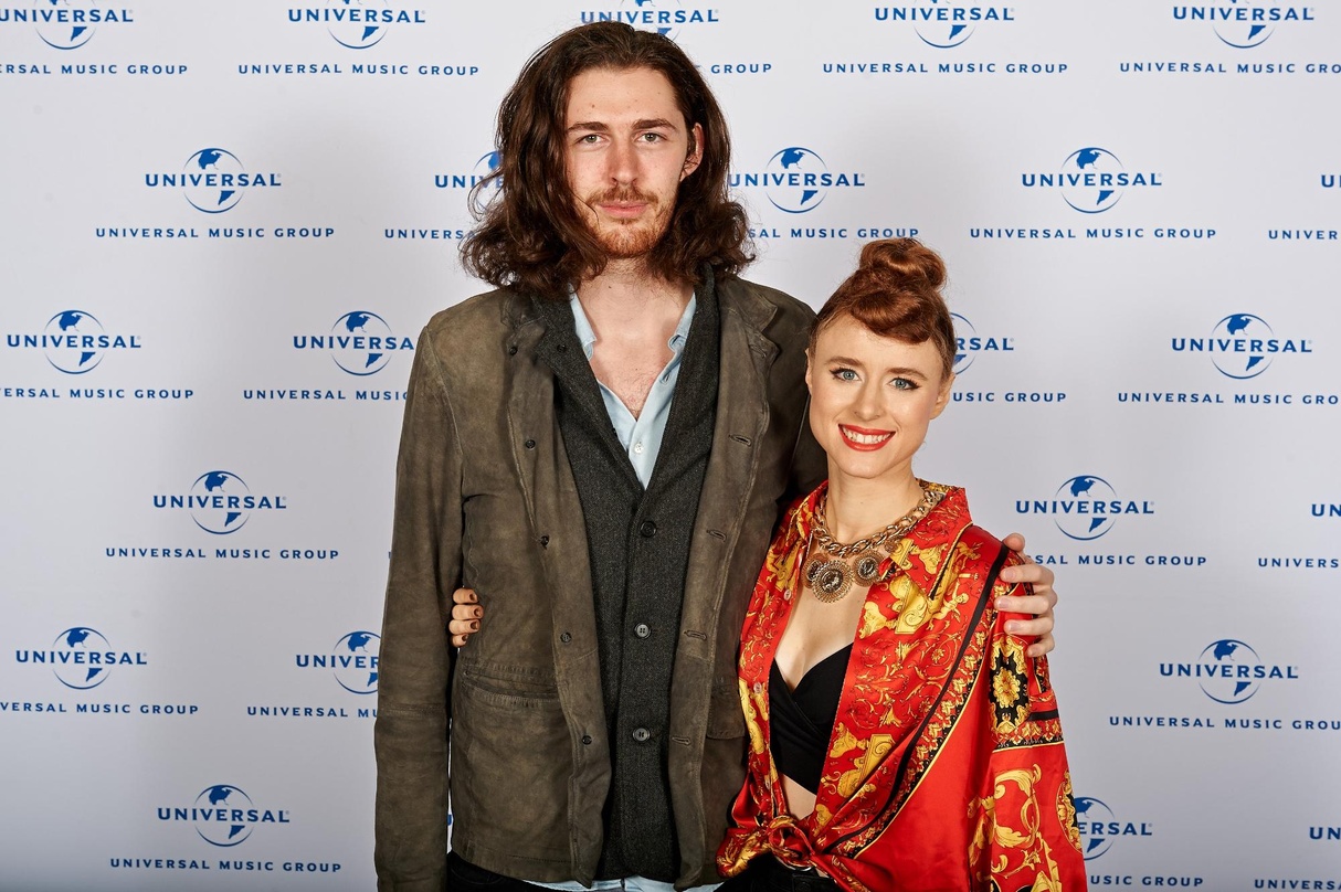 Traten bei Universal Music Inside auf: die Sängerin Kiesza und der Musiker Hozier