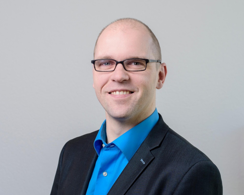 Zieht gegen Snap Inc. vor Gericht: Fabian Niggemeier, CEO der SUISA Digital