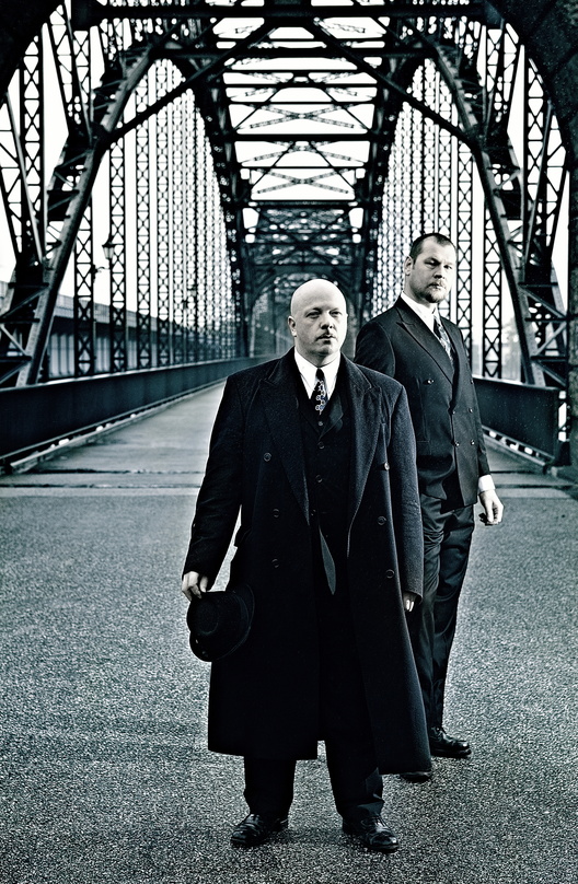 Haben bei Schubert Music Publishing unterschrieben: VNV Nation