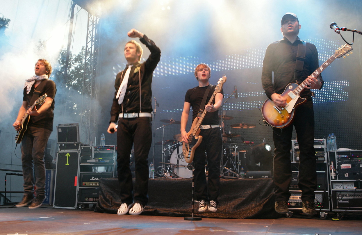 Hoben ab: Revolverheld