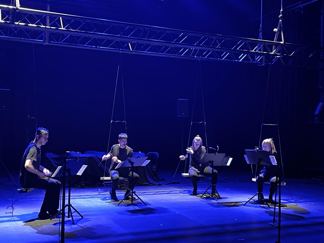 65985df9fb2f24ad773e166bd6a3ad642552de345b0b9c30fcd63a5f26408224 Tritt in Hannover auf: das Ensemble for New Music Tallin