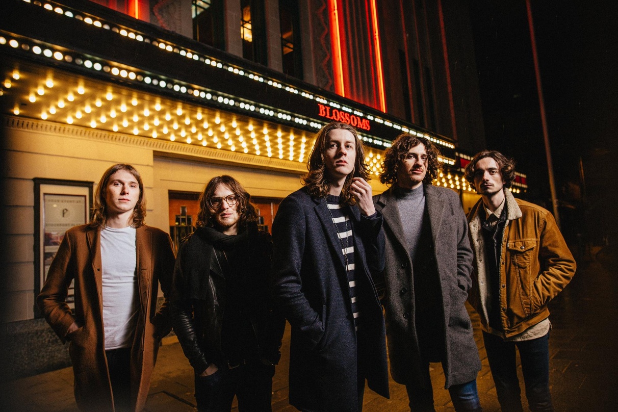 Steigen mit ihrem Debütalbum auf Platz eins in die britischen Longplay-Charts ein: Die Blossoms aus dem Großraum Manchester