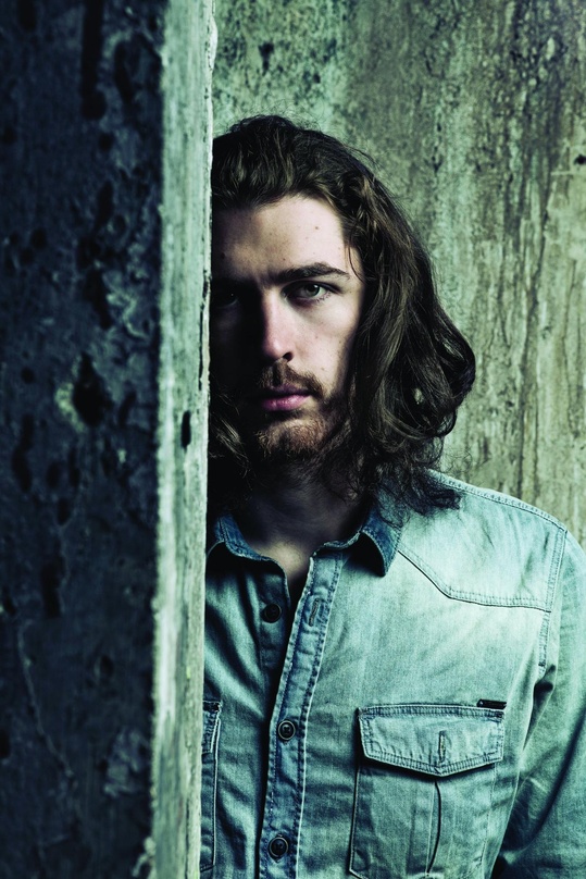 Mit seinem gleichnamigen Debütalbum neu auf Platz fünf der UK-Charts: Hozier