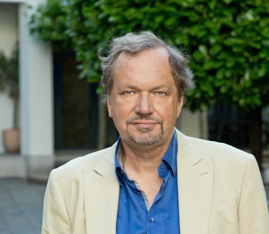 Jens Michow, Präsident Bundesverband der Veranstaltungswirtschaft (bdv): Die größten Herausforderungen werden an allererster Stelle die anstehenden Verhandlungen mit der GEMA sein. Für Jan...